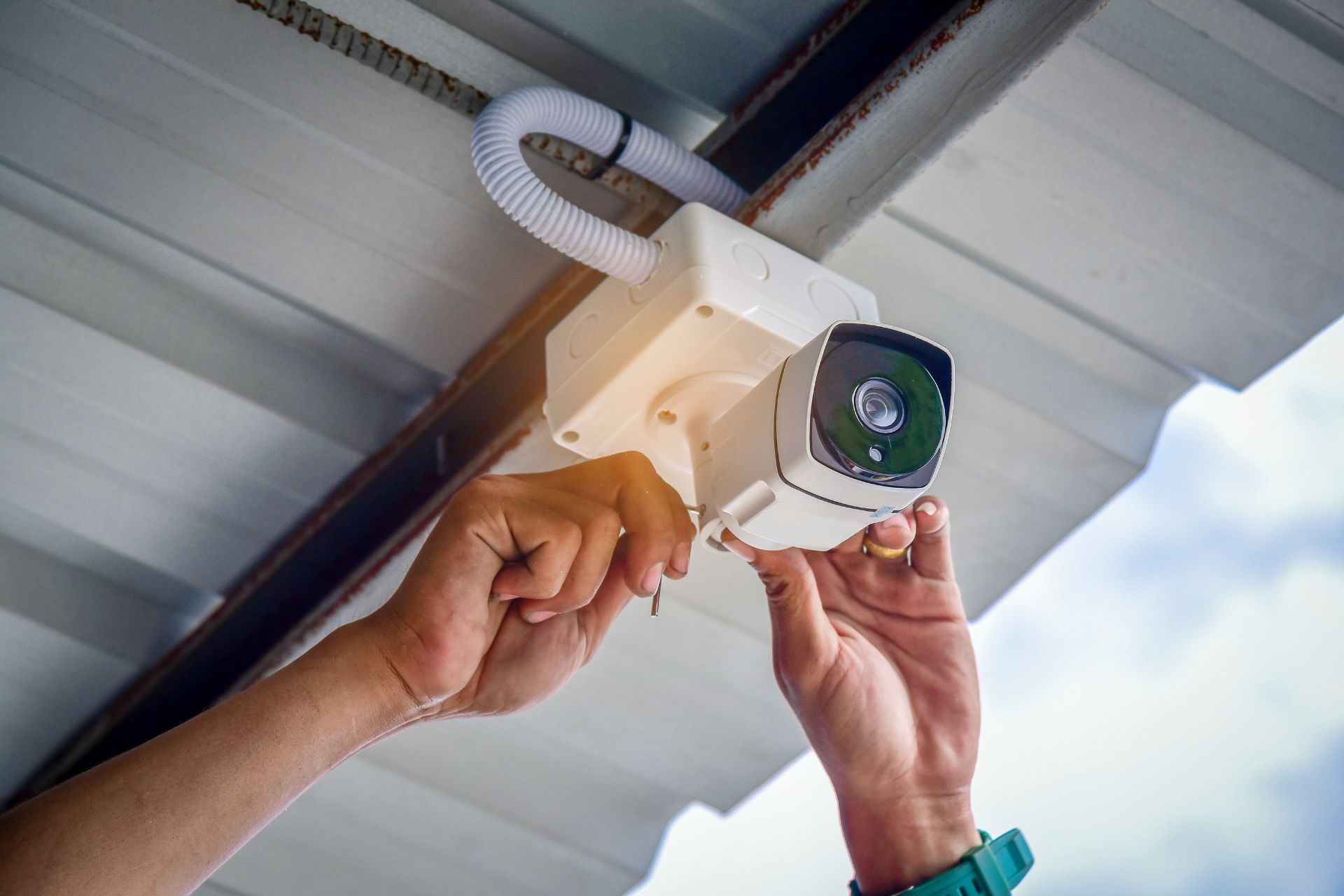 Wireless vs Wired CCTV Security Systems